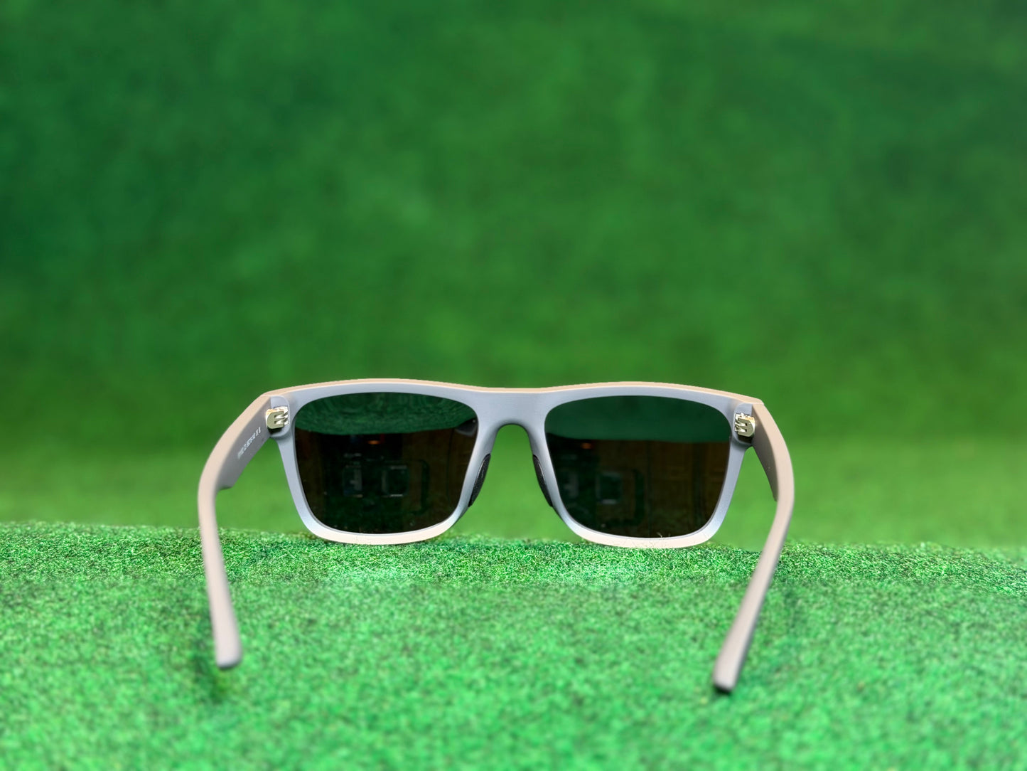 BirdieView Performance Glasses: Black & White